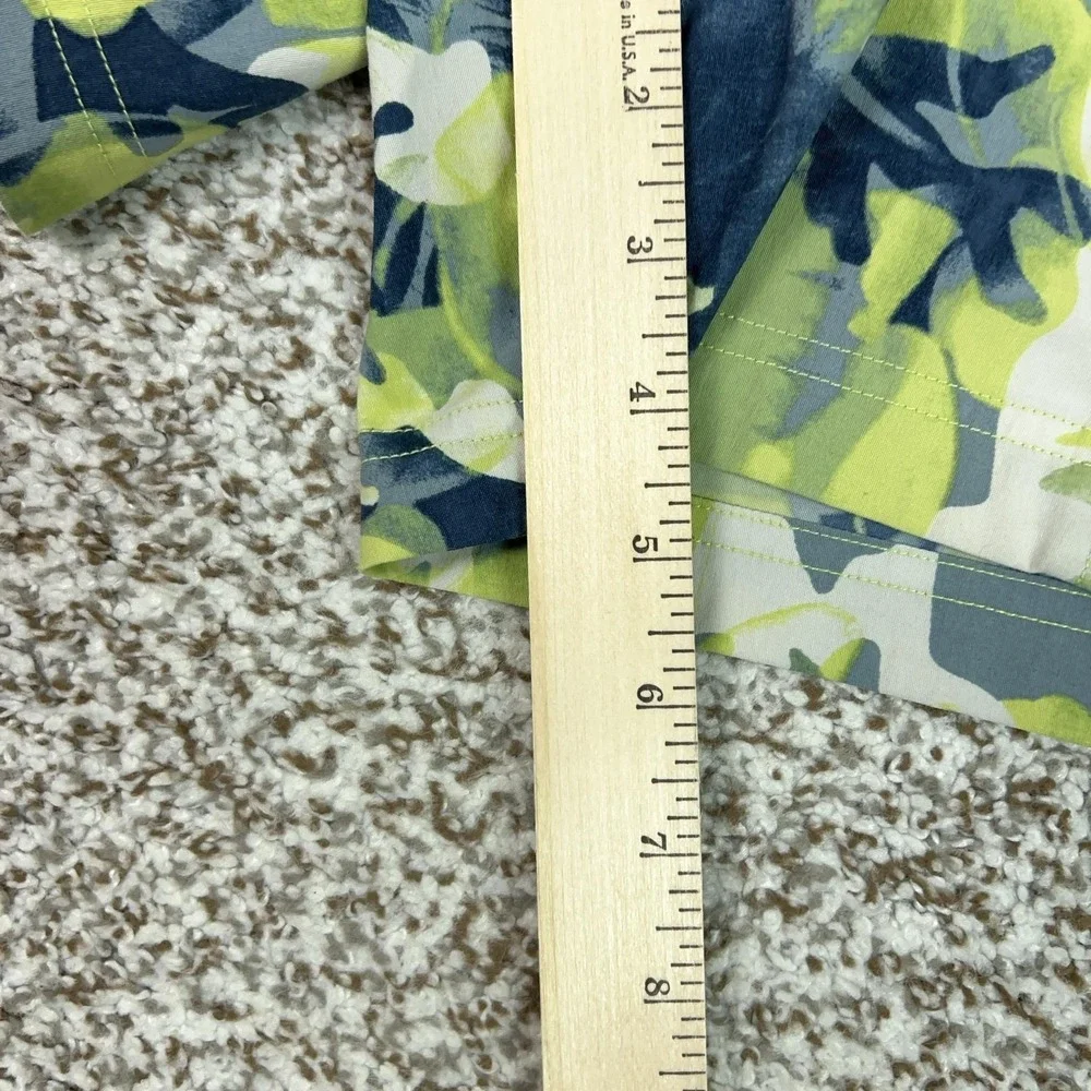 The North Face Swim Shorts Mens Medium Green Camo Unlined Drawstring Beach
